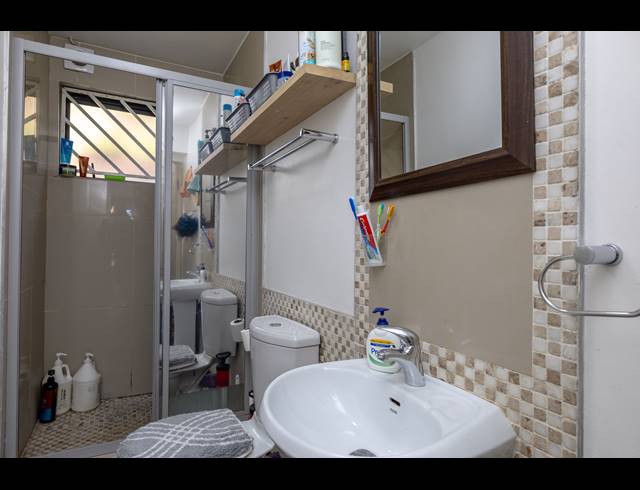 8 BEDROOM HOUSE FOR SALE IN BO KAAP